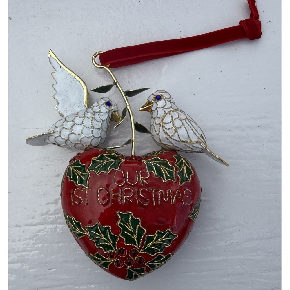2009 Dillards "OUR FIRST CHRISTMAS" - Red Heart‎ Doves in Ornament Box